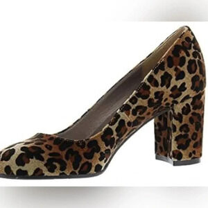 Array Isabella leopard block heels size 10.5